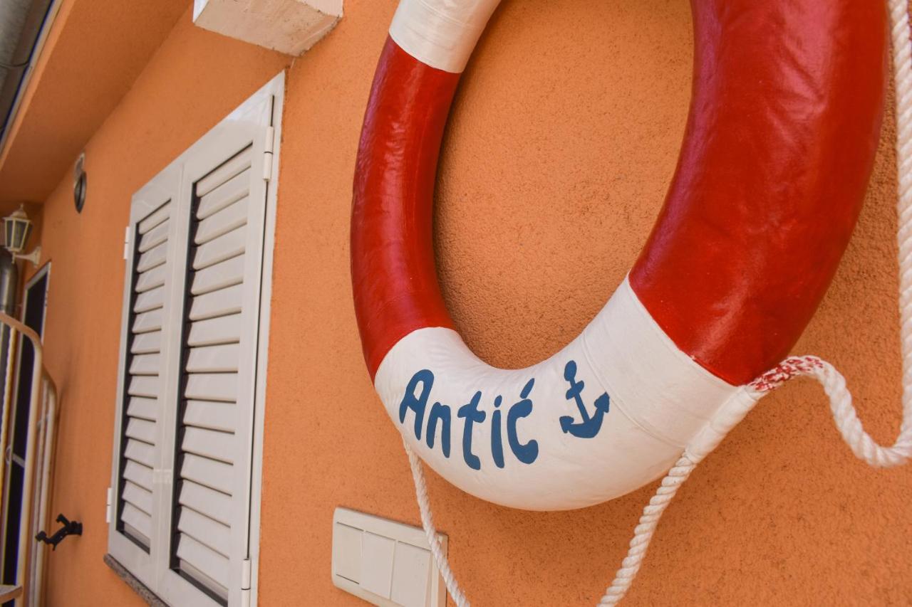 Kuca Za Odmor Antic - Holiday House Antic Novi Vinodolski Eksteriør billede