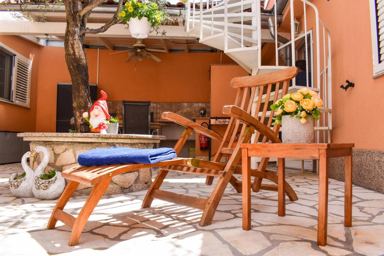 Kuca Za Odmor Antic - Holiday House Antic Novi Vinodolski Eksteriør billede