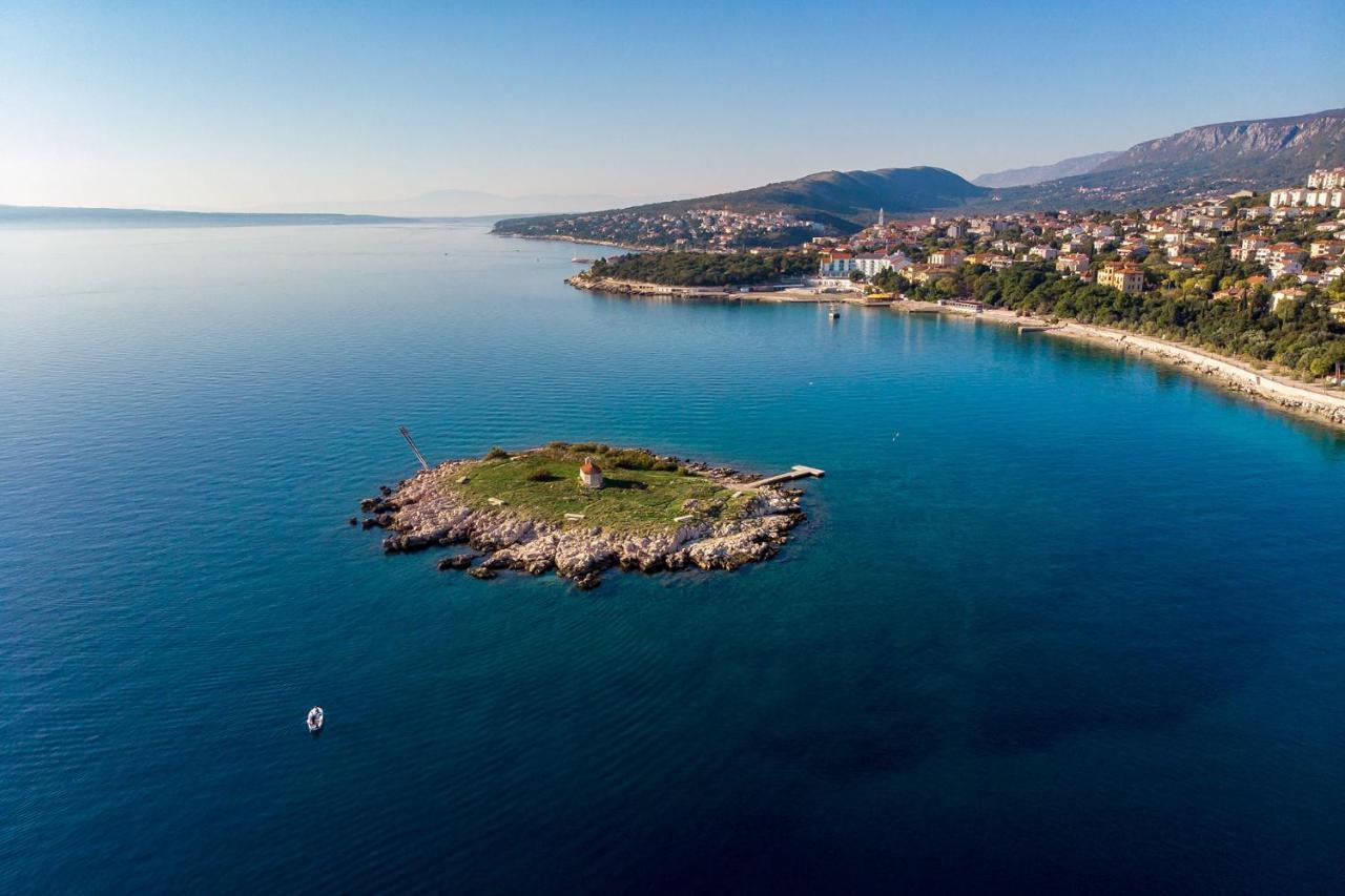 Kuca Za Odmor Antic - Holiday House Antic Novi Vinodolski Eksteriør billede
