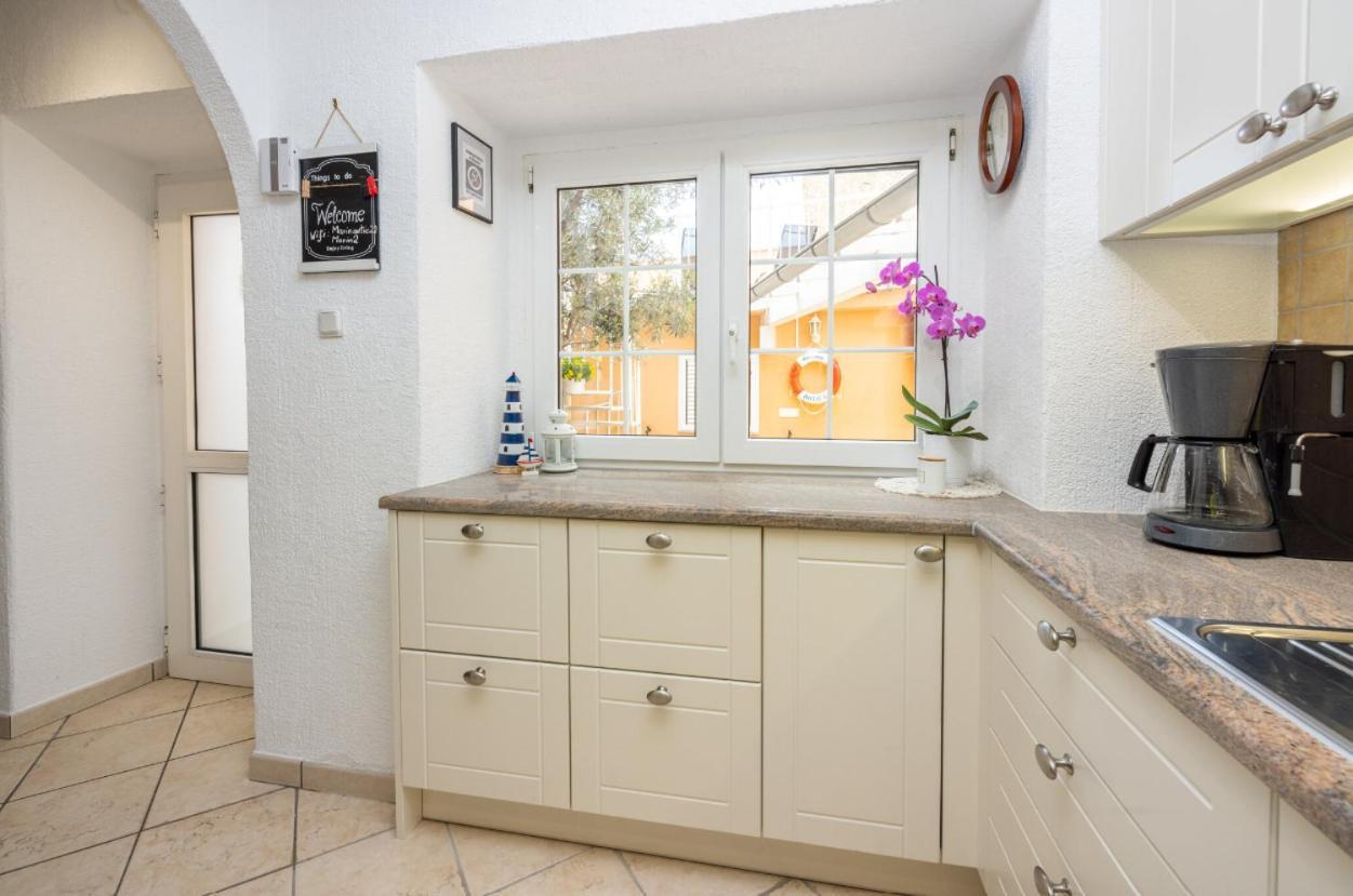 Kuca Za Odmor Antic - Holiday House Antic Novi Vinodolski Eksteriør billede