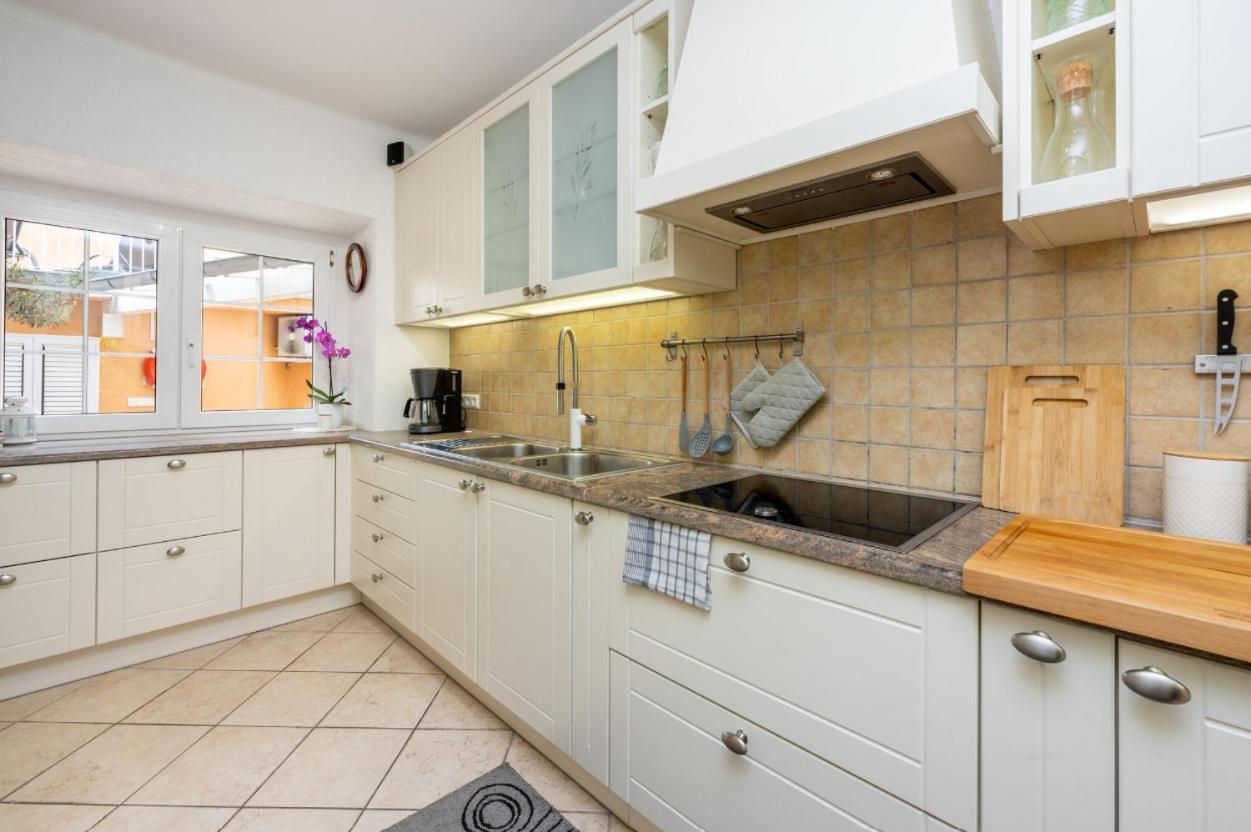 Kuca Za Odmor Antic - Holiday House Antic Novi Vinodolski Eksteriør billede